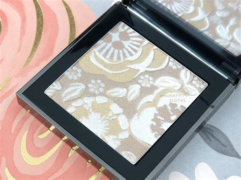 burberry the runway palette illuminating powder for face and eyes|Burberry Fall 2016 Runway Palette Illuminating Powder Face.